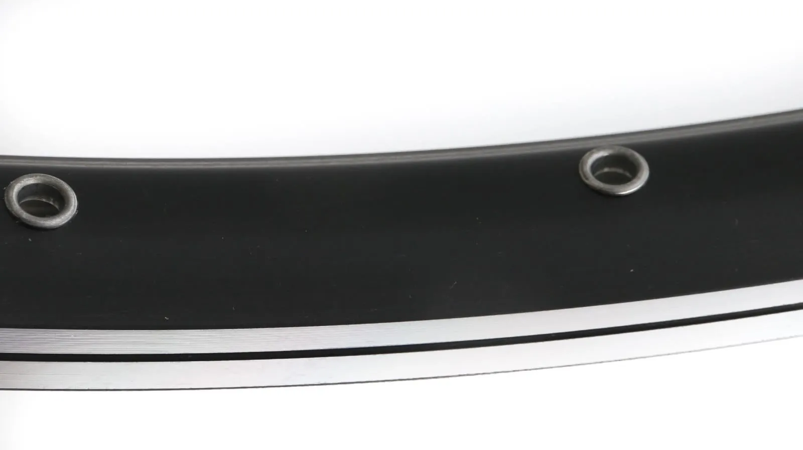 1 QTY Mavic A119 700c 32 Hole 32H Hybrid / Cyclocross Bike Rim Black NEW