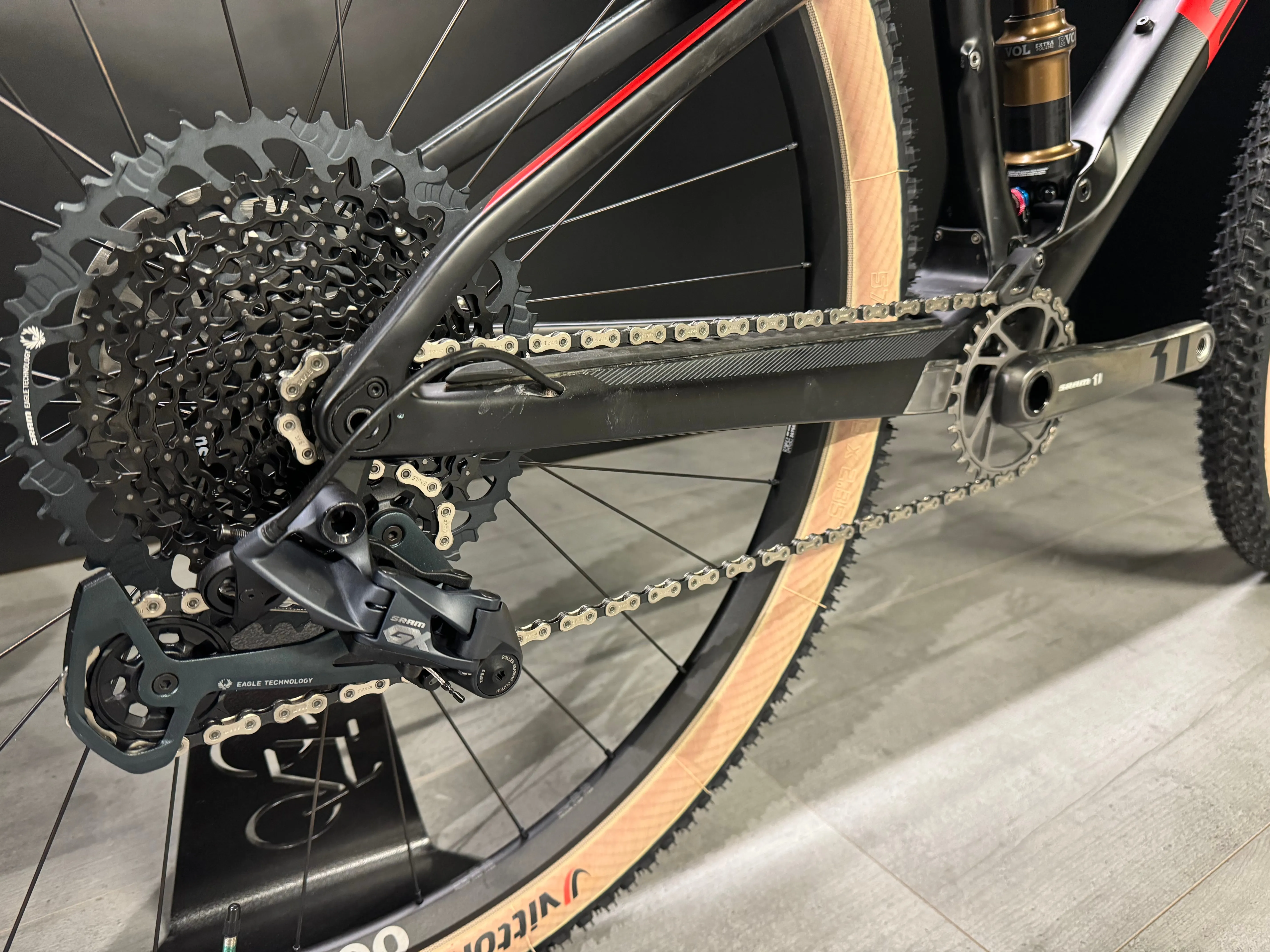 BMC Fourstroke 01 2019 - Sram GX 1x12sp - DT Swiss 1700