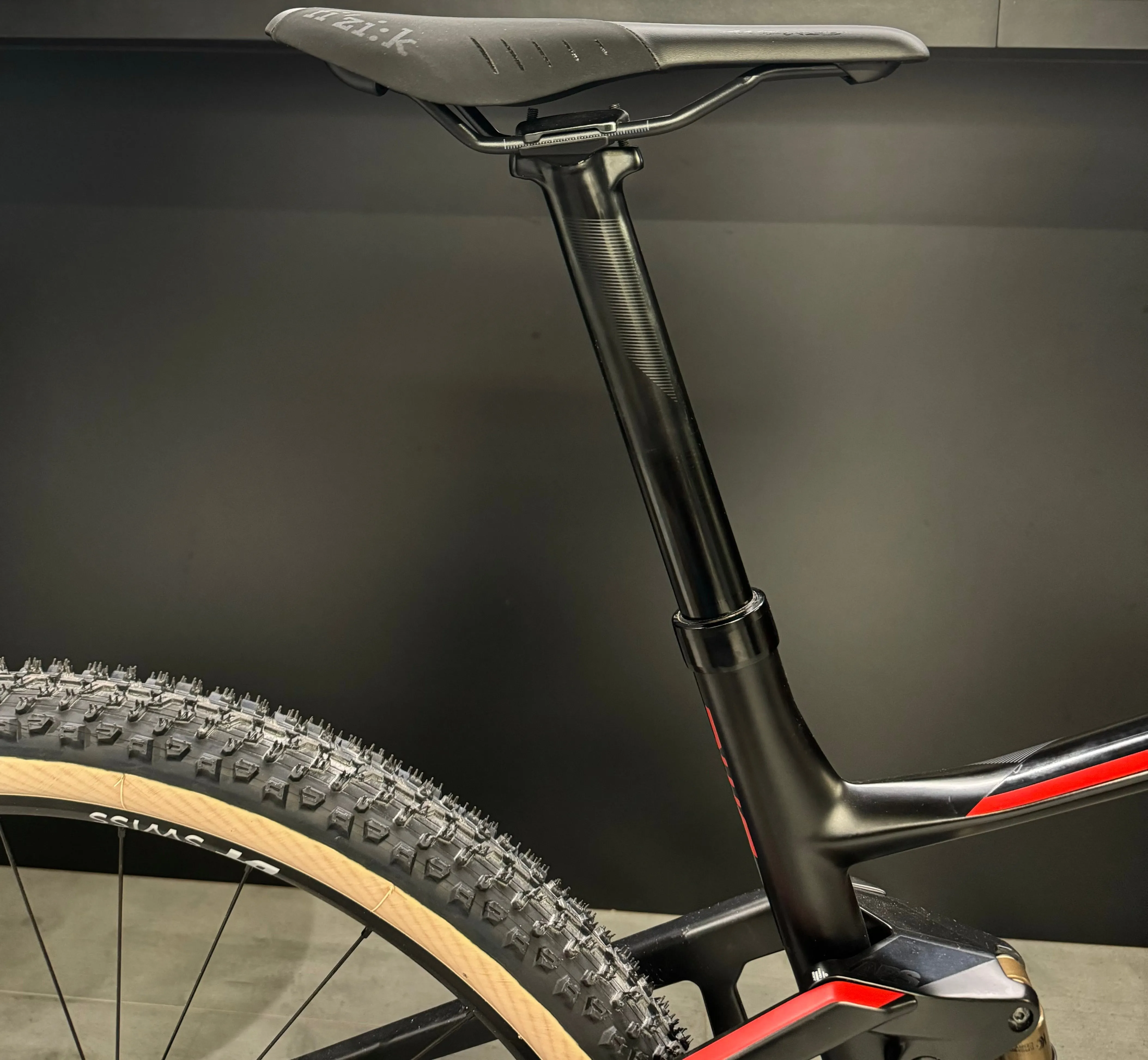 BMC Fourstroke 01 2019 - Sram GX 1x12sp - DT Swiss 1700