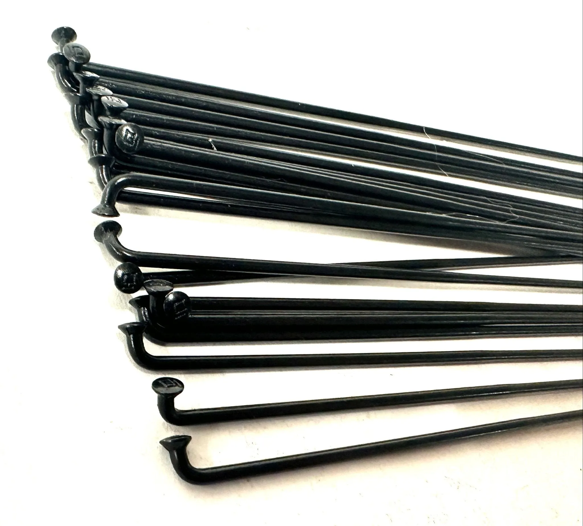DT SWISS COMPETITION Spokes Black J-bend 2.0/1.8mm 14/15/14 DB 262mm 20/Count