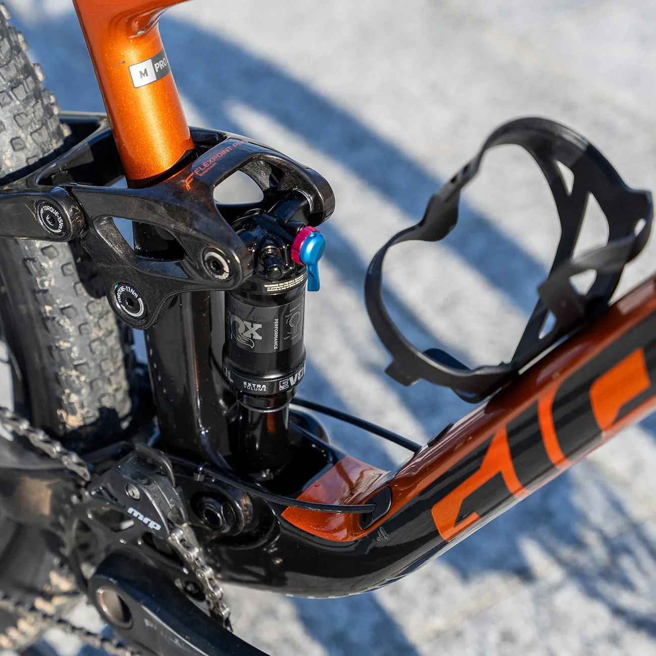 Giant Anthem Advanced Pro 29 3 2022 - Shimano Deore 1x12sp - Giant XCR 2 29 Carbon