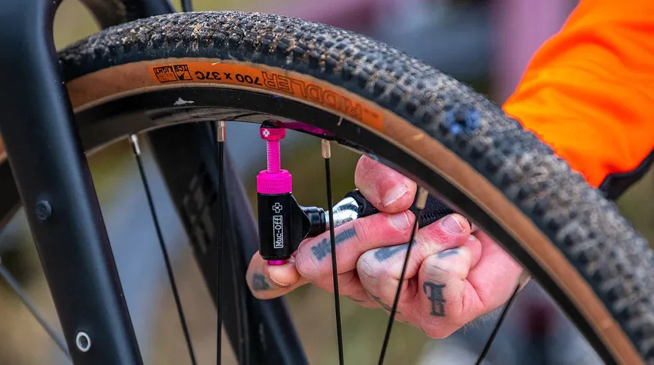 Muc-Off MTB Inflator Kit