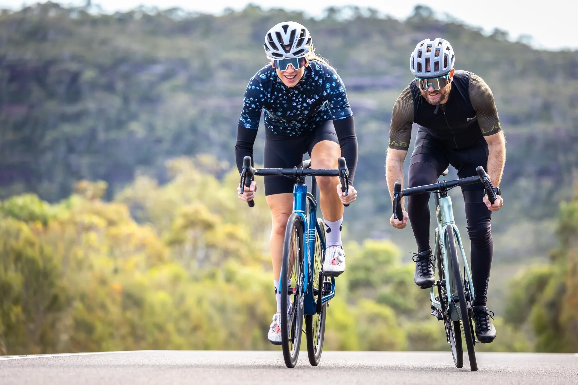 Polygon Strattos S8X - Ultegra Di2 Carbon Road Bike