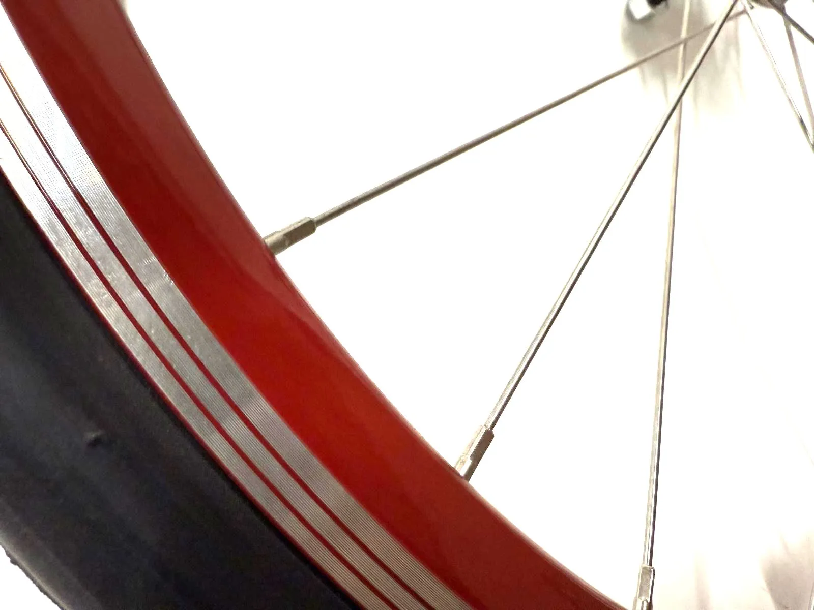 Single Speed Red Rear Wheel 700c 32 Spoke 17t Freewheel   Thick Slick WTB Tire