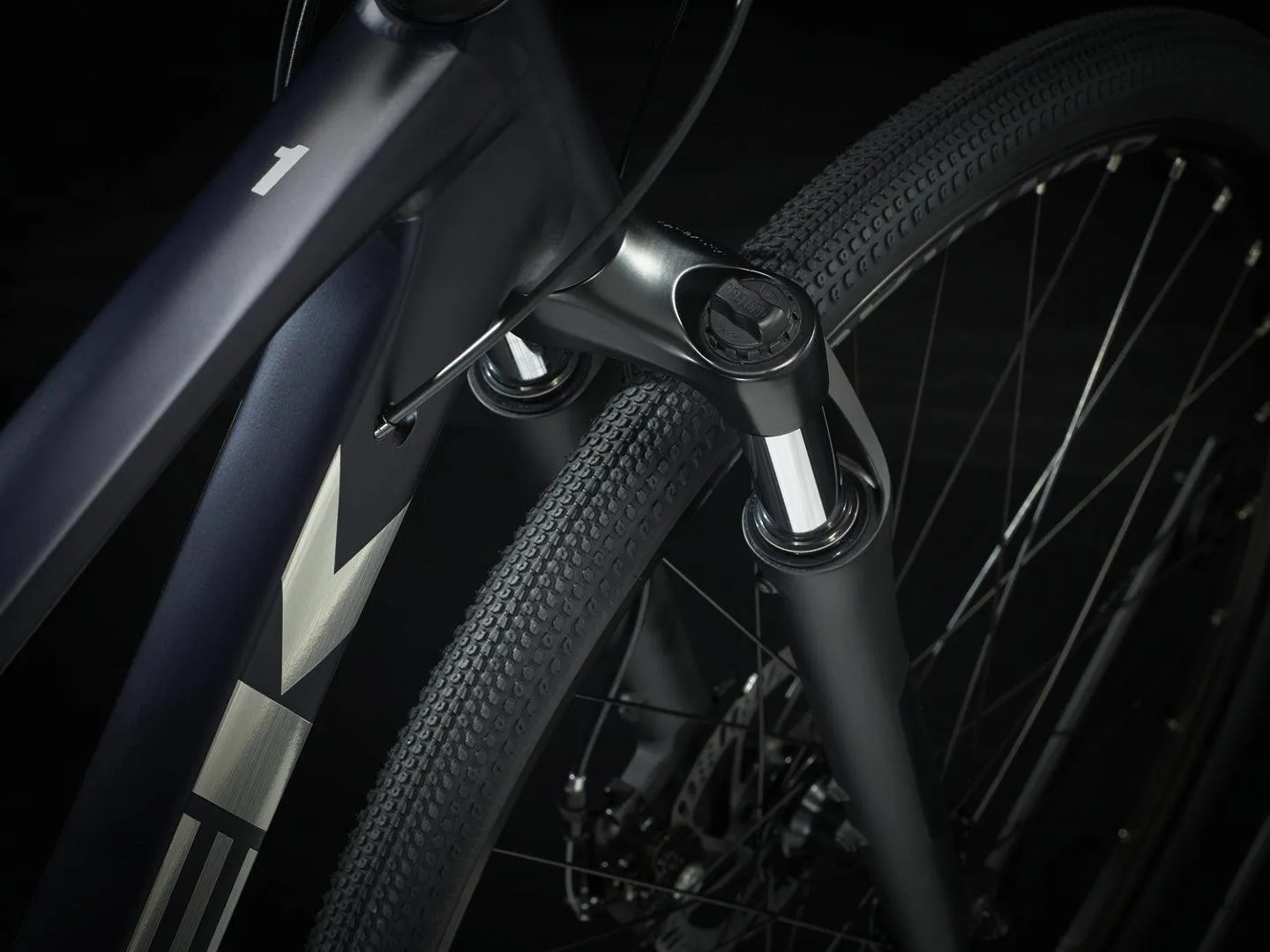 Trek Dual Sport 1 Gen 4 (Satin Deep Dark Blue)