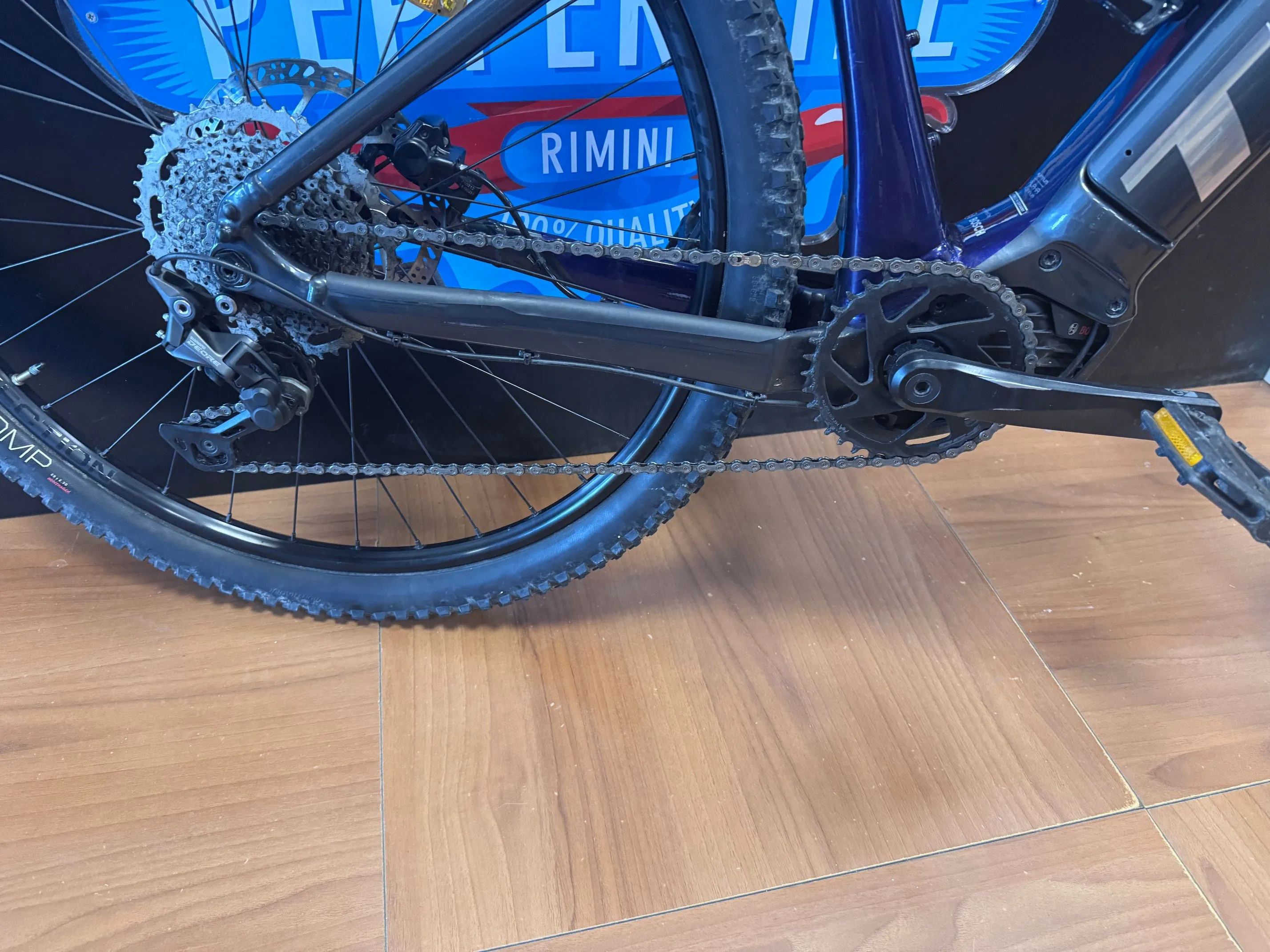 Trek Powerfly 4 625 Gen 3 2022 - Shimano Deore 1x10sp - Formula DC-511