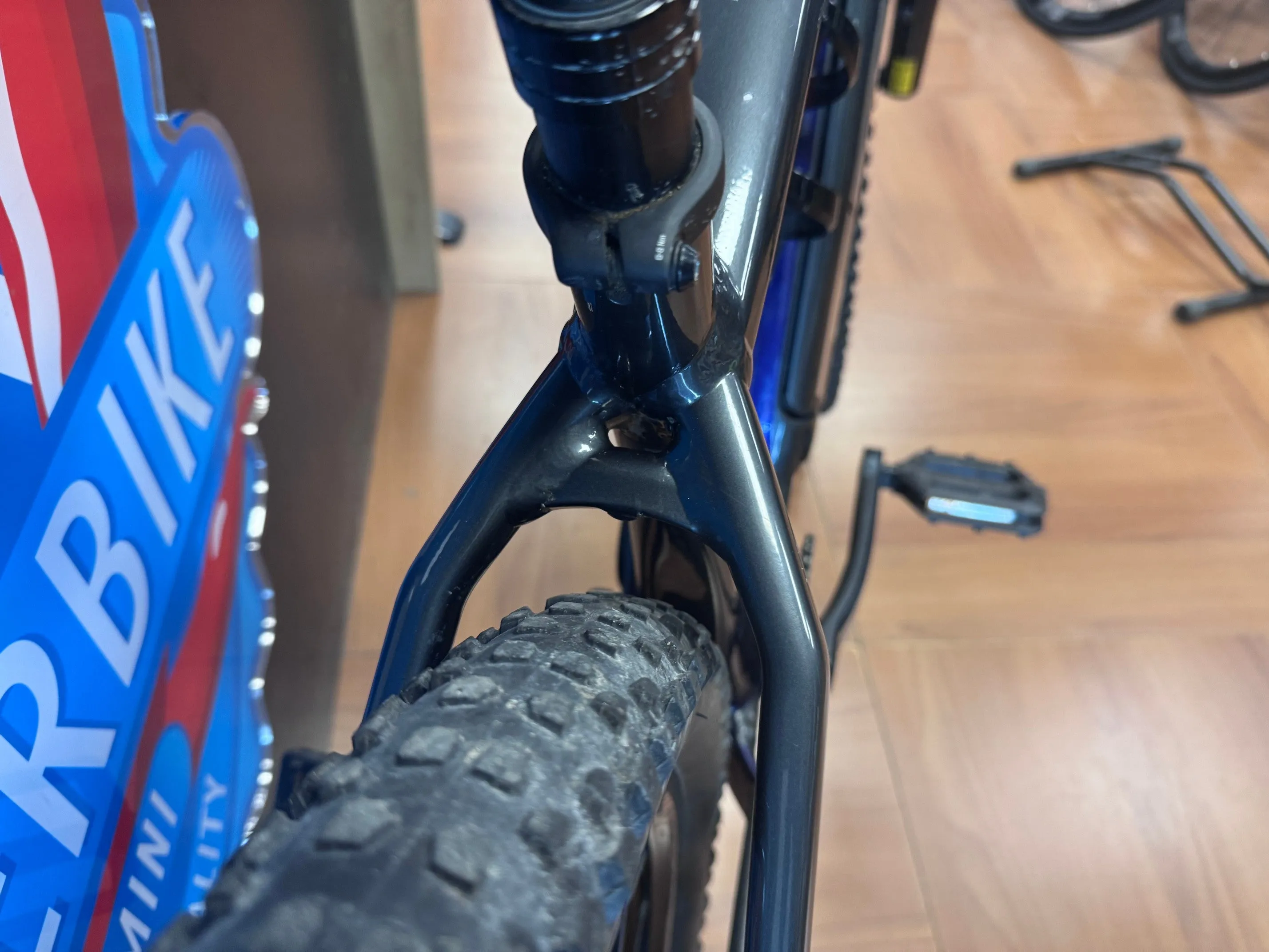Trek Powerfly 4 625 Gen 3 2022 - Shimano Deore 1x10sp - Formula DC-511
