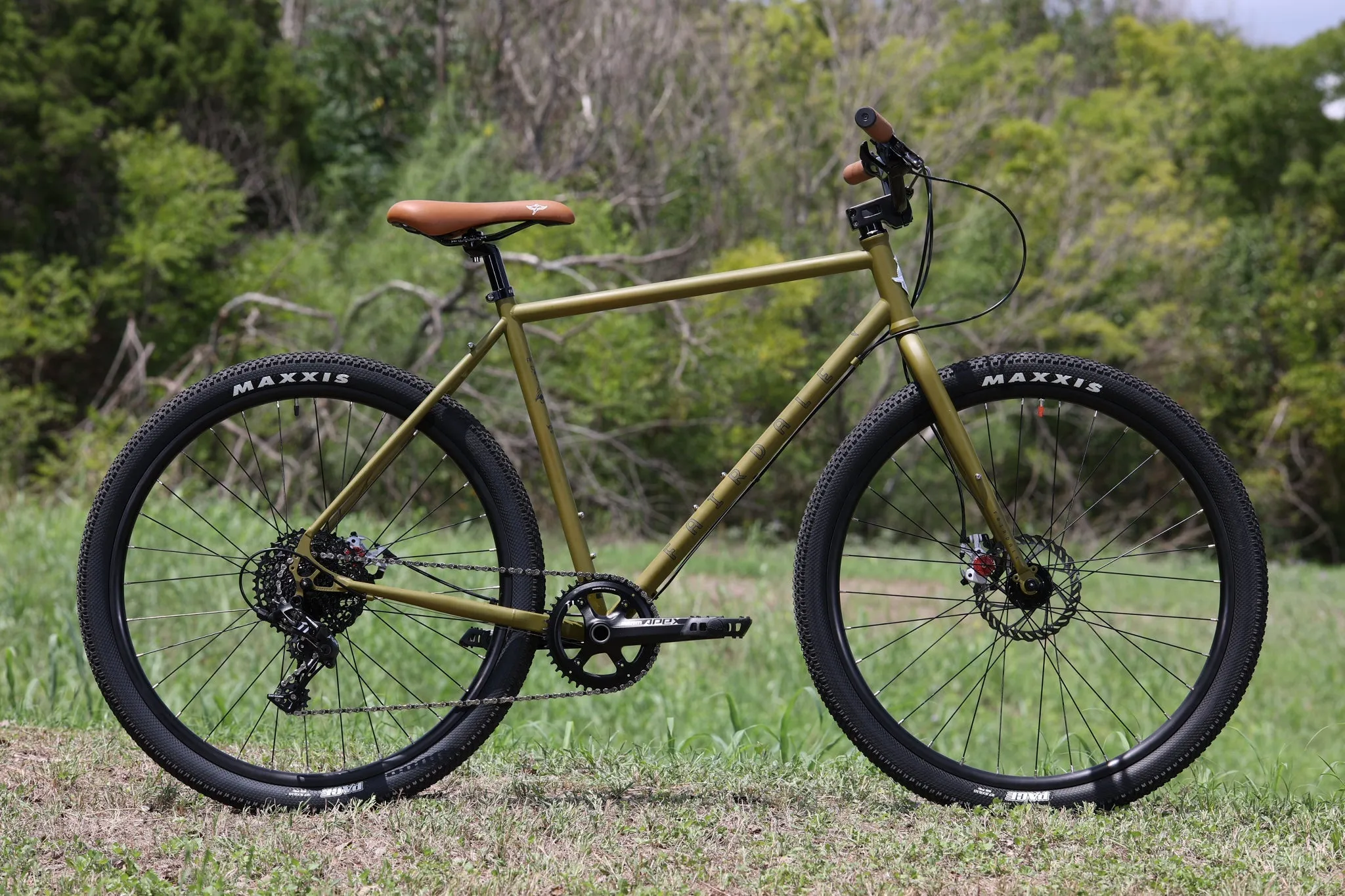 Weekender Nomad MX Cruiser